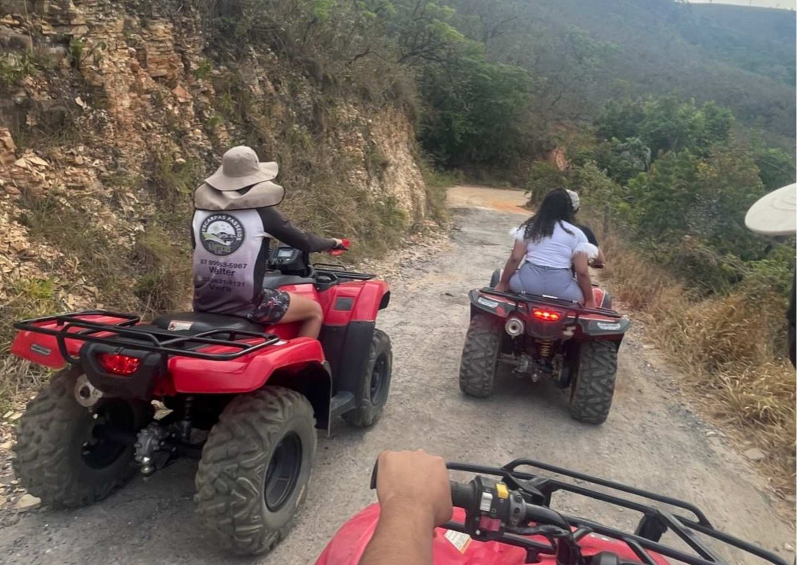 Quadriciclo Escarpas Passeios Náuticos